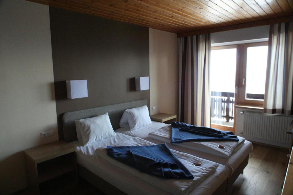 Sattleggers Alpenhof & Feriensternwarte Hotel Greifenburg Room photo
